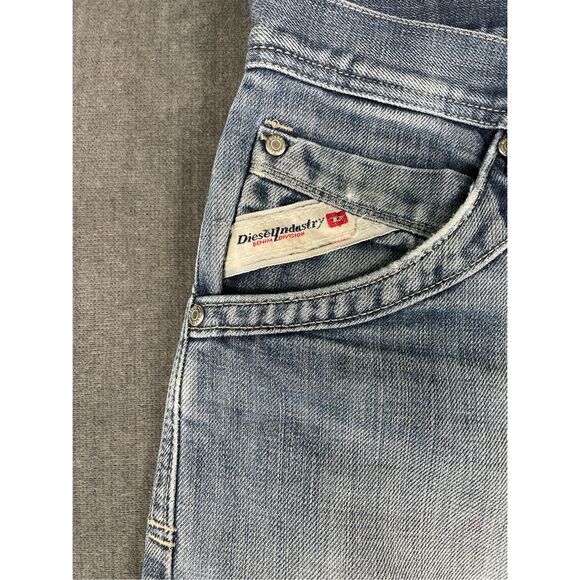 Diesel Jeans Men 34 Light Wash Cardiel Distressed  Straight Leg Premium Denim - Picture 2 of 16